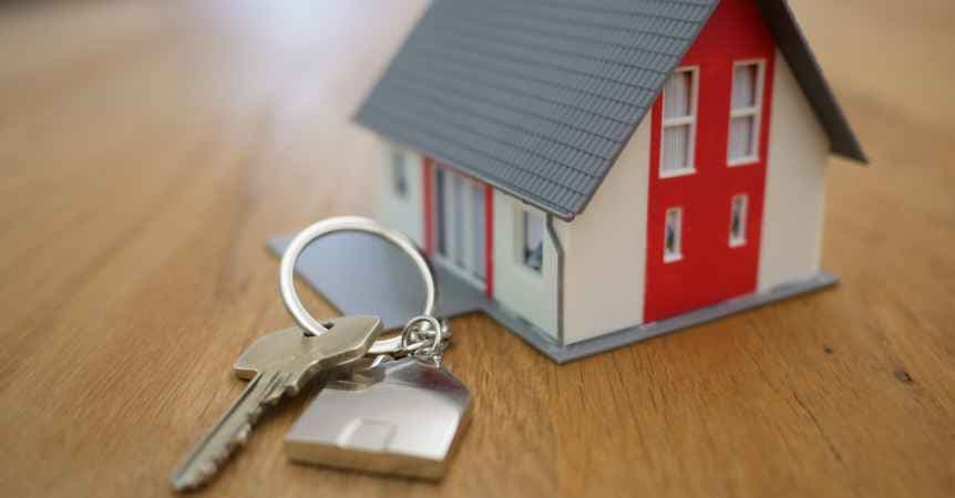 DAŞINMAZ ƏMLAK HÜQUQU